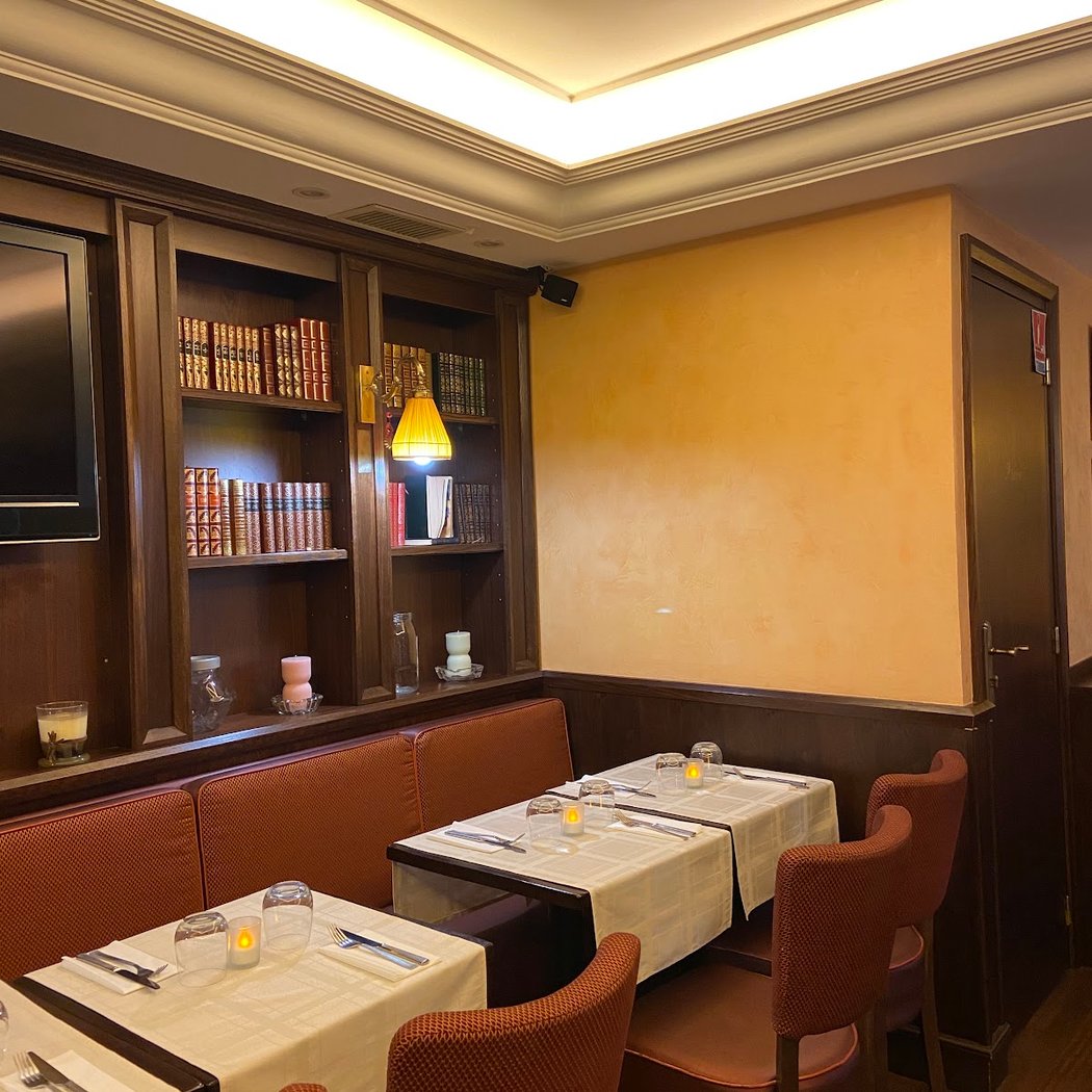 Le Royal Brasserie 2